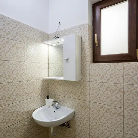 Apartman Parter - Terasa & Parcare - Spitalul Fundeni