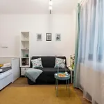 Lejlighed Parter - Terasa & Parcare - Spitalul Fundeni *