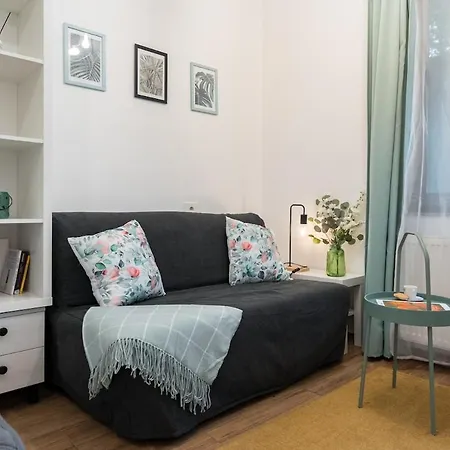 Apartment Parter - Terasa & Parcare - Spitalul Fundeni Bucharest