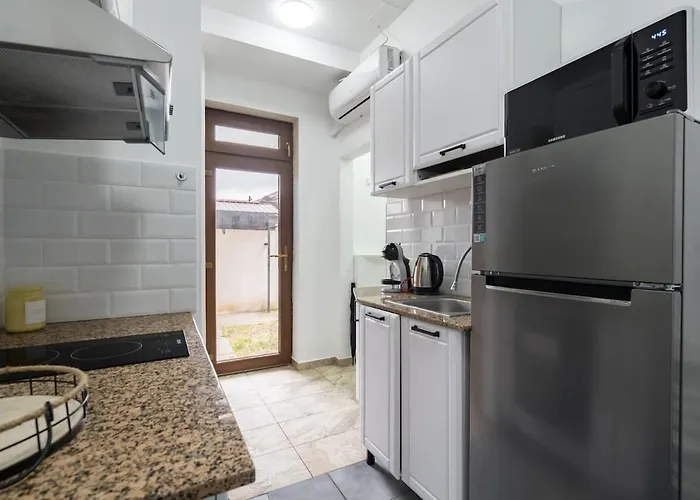 Appartement Parter - Terasa & Parcare - Spitalul Fundeni