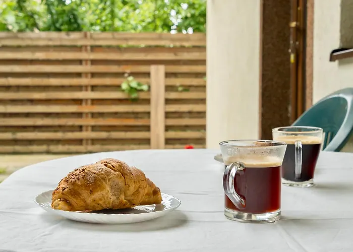 Апартаменти Parter - Terasa & Parcare - Spitalul Fundeni