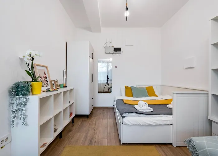 Parter - Terasa & Parcare - Spitalul Fundeni Apartmán Bukurešť