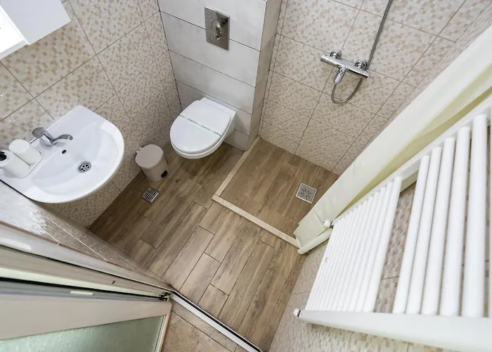 Parter - Terasa & Parcare - Spitalul Fundeni * 布加勒斯特